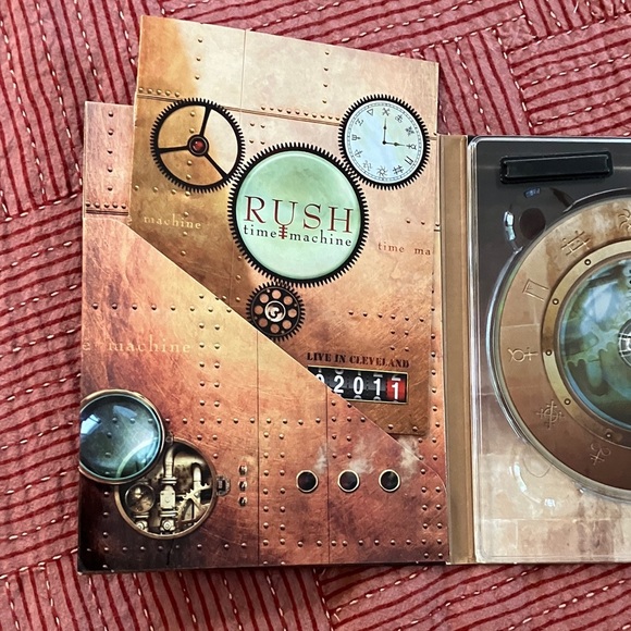 Rush : Time Machine - Live in Cleveland Blu-ray Disc in case with insert - Picture 10 of 11